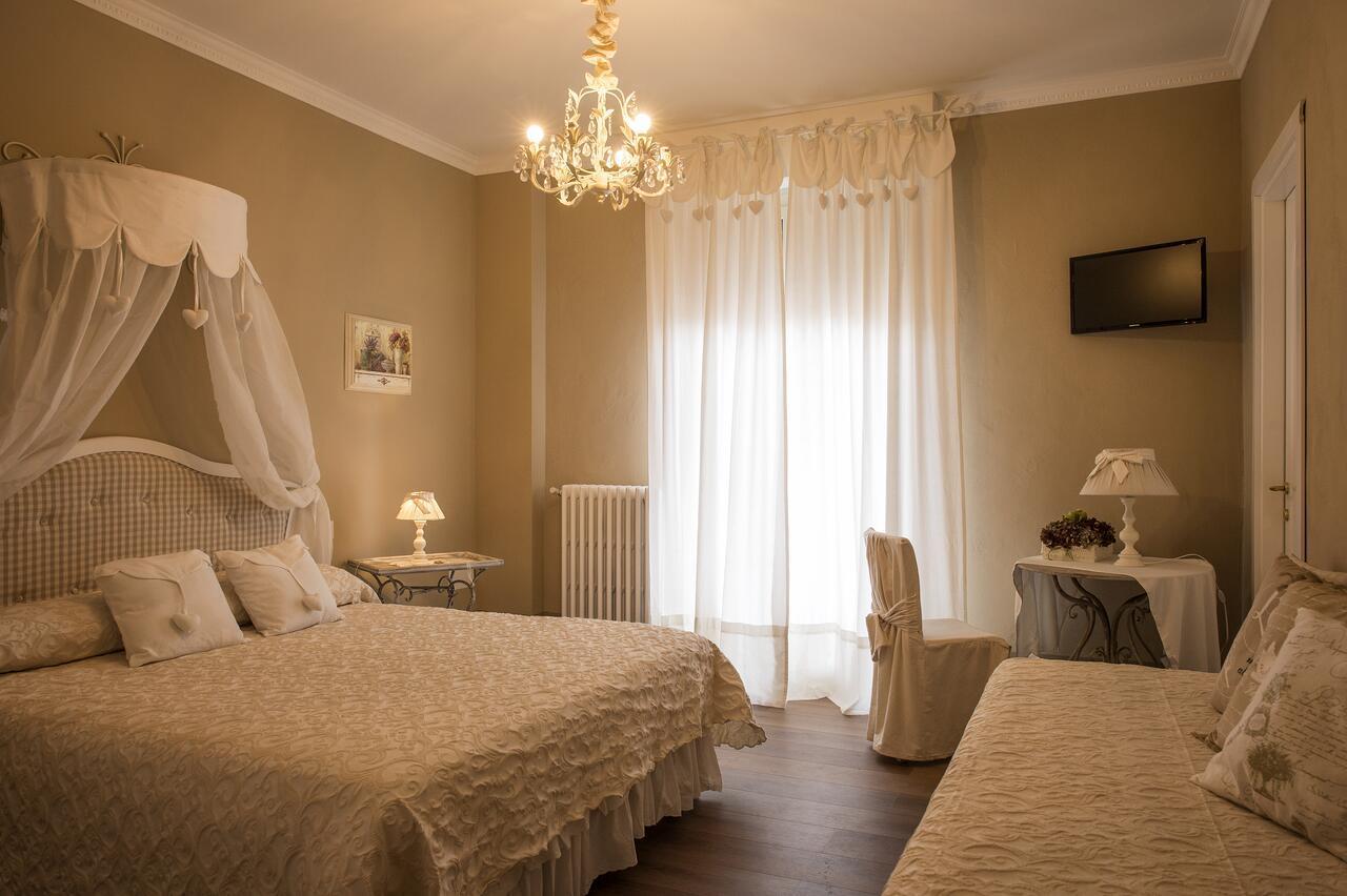B&B Il Biancospino Abbadia San Salvator Buitenkant foto